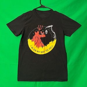 Graphic T - Shirt Size M